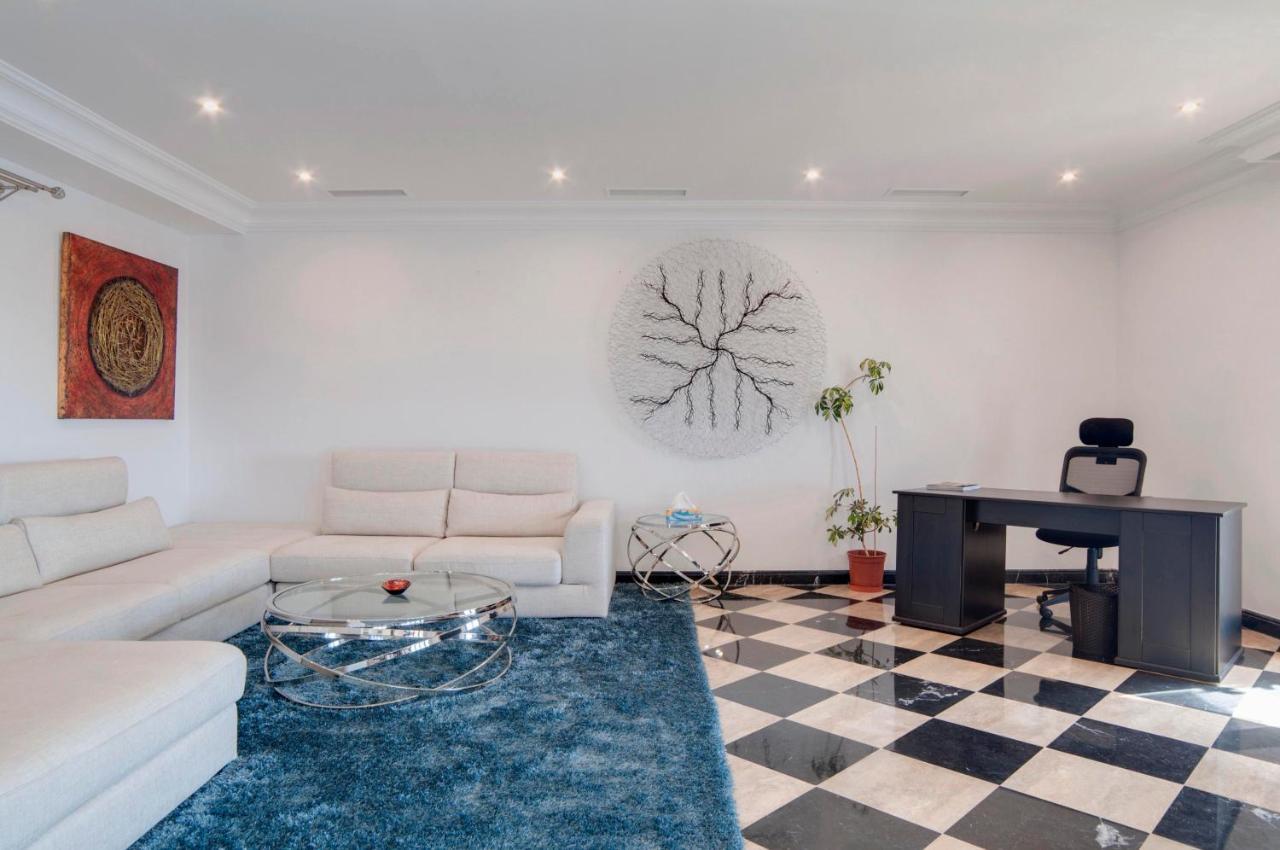 218 Puerto Banus Marbella Front Line 270 Meters Apartment Bagian luar foto